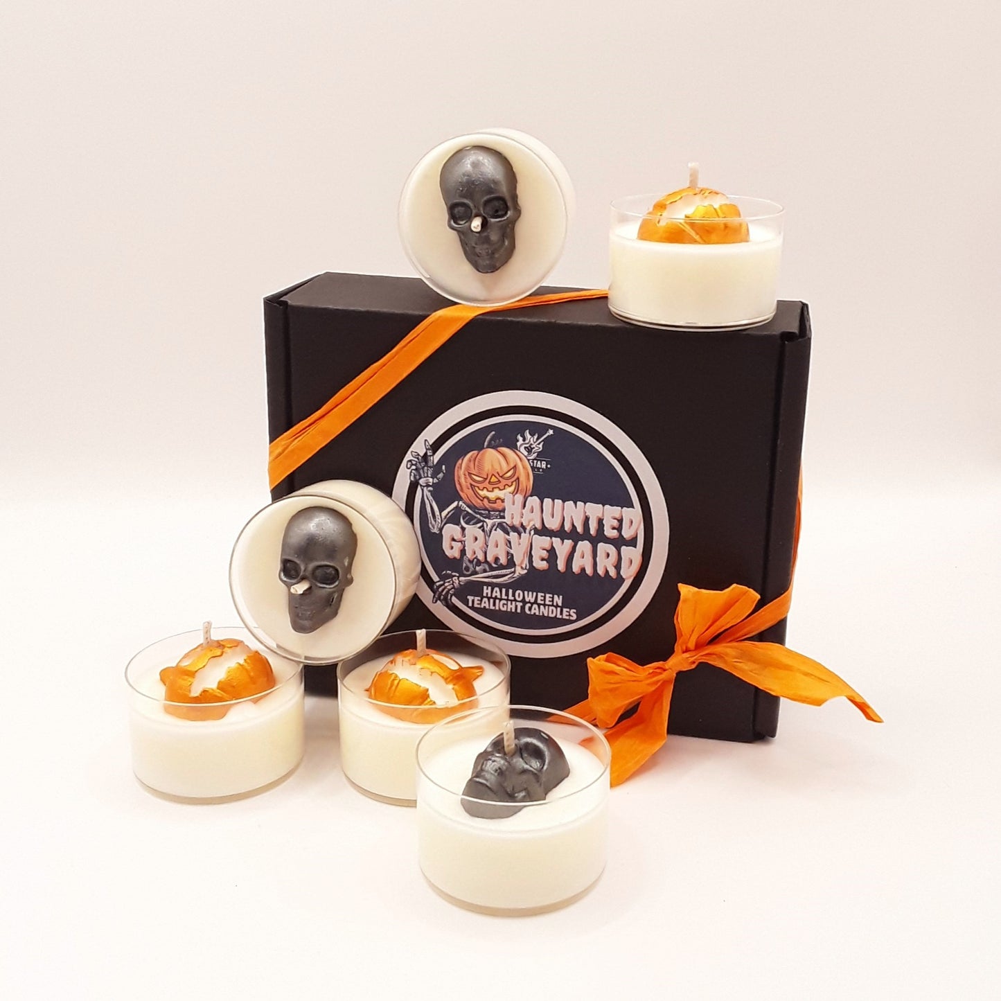 Haunted Graveyard Teelichter mit Verpackung stehend