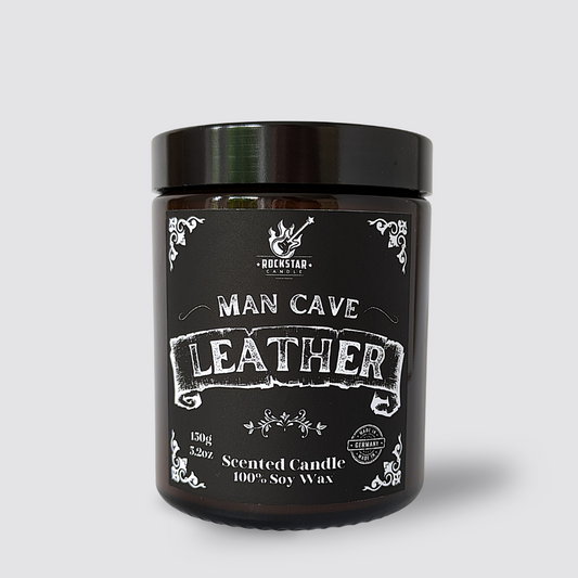 Kerze Leather Leder Duftkerze Produktfoto grauer Hintergrund