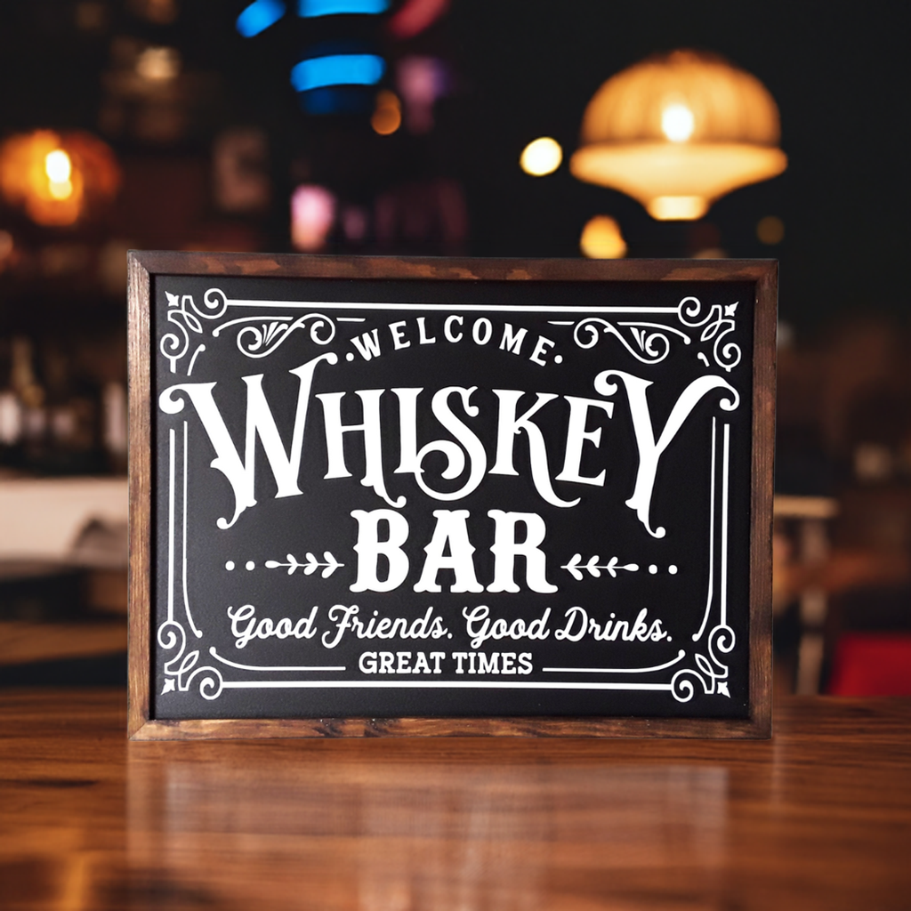 Dekoschild Whiskey Bar Produktfoto in Bar