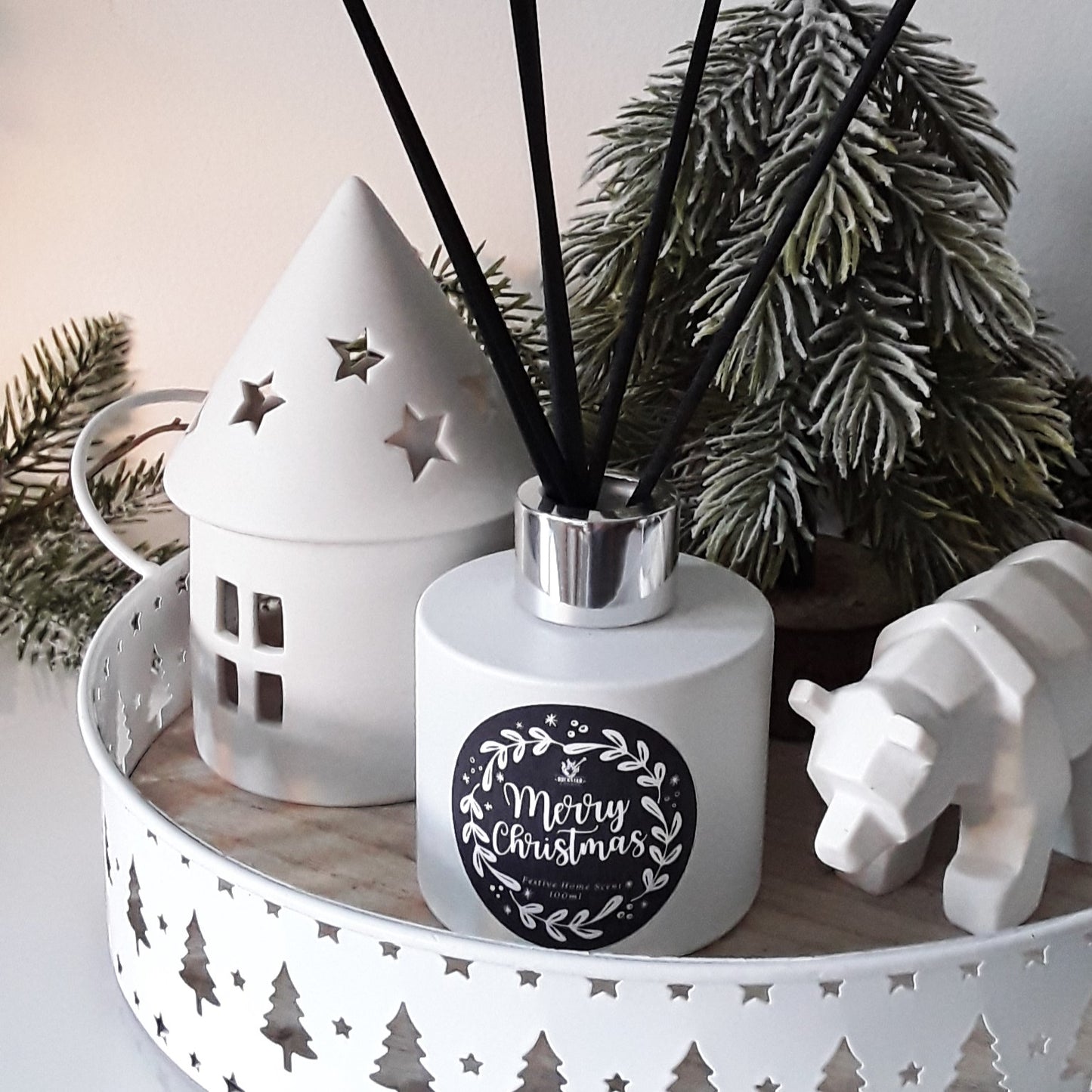 Reed Diffuser Merry Christmas weiß mit Weihnachtsdeko