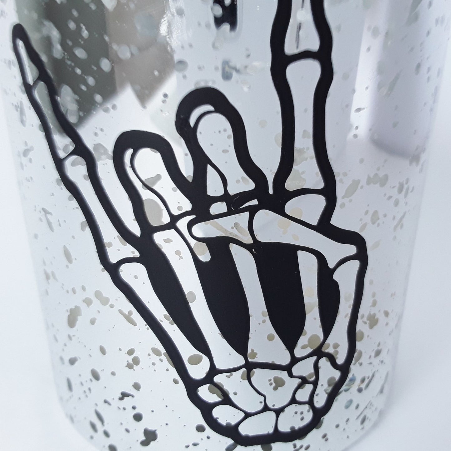 Skeletth Kerze silber Detailfoto