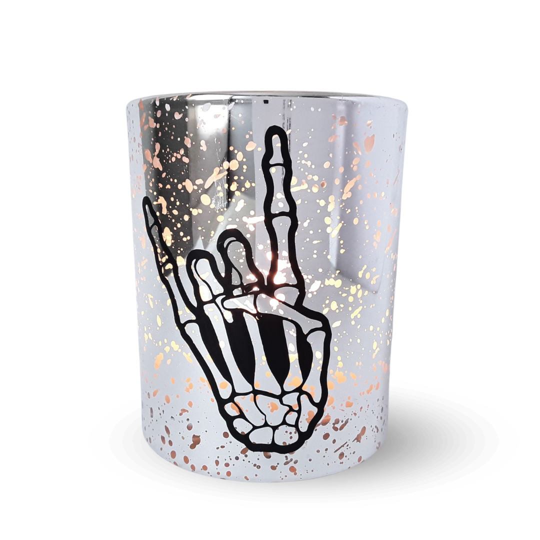 Kerze silber Skelett Hand brennend Produktfoto