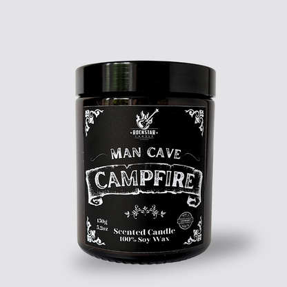 Campfire Kerze für Männer Produktfoto grauer Hintergrund