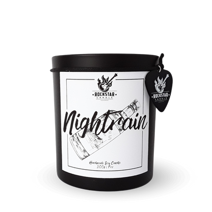 Schwarzes Kerzenglas mit Aufschrift Nightrain